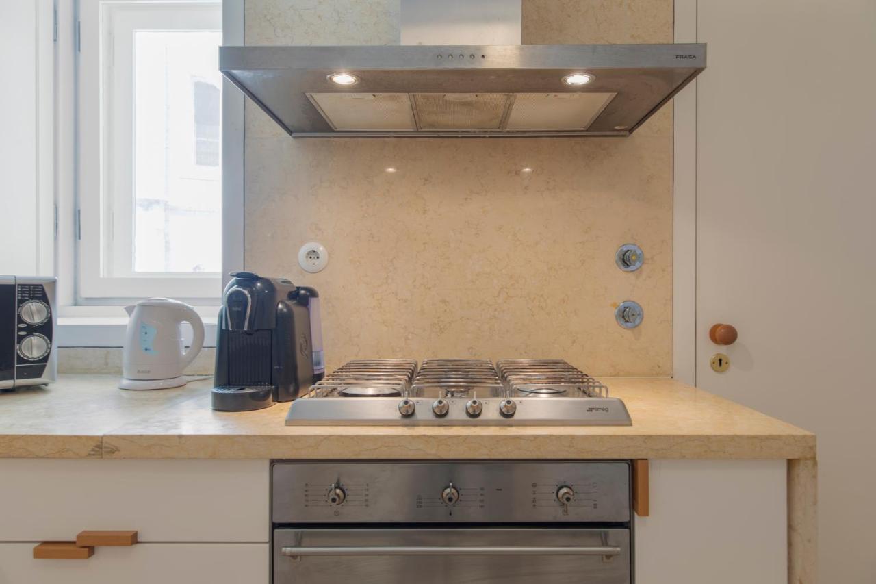 Downtown Apartment Santa Justa Lisbon Luaran gambar